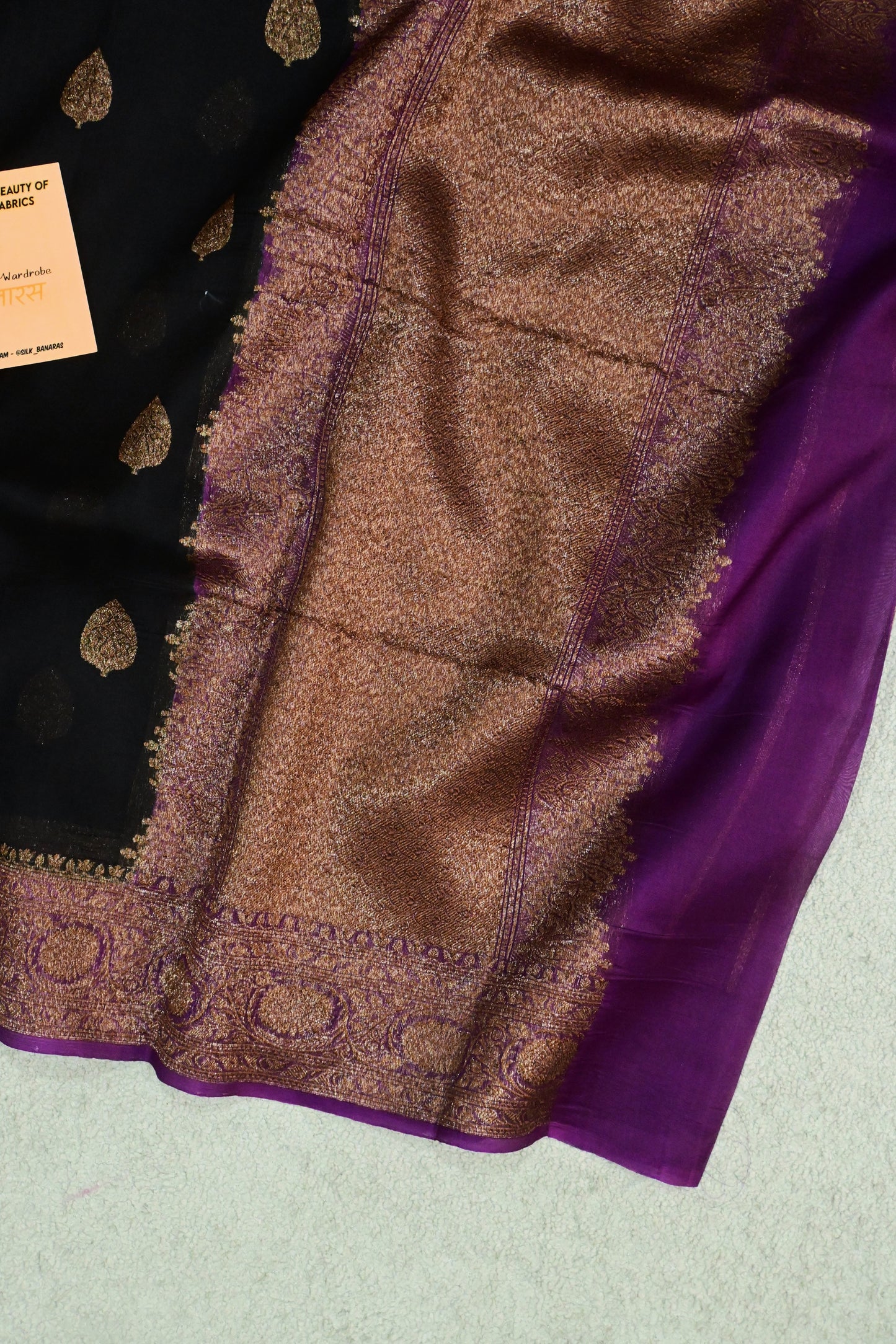 Beautiful contrast handwoven pure Kora organza antique zari saree