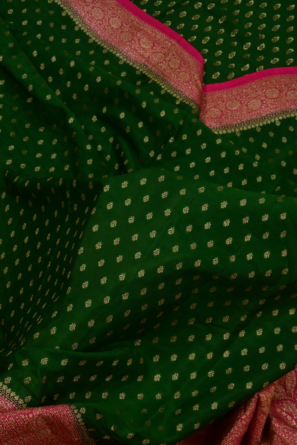 Handwoven Emerald Green & Rani Pink Pure Crepe Georgette Banarasi Saree with Antique Zari