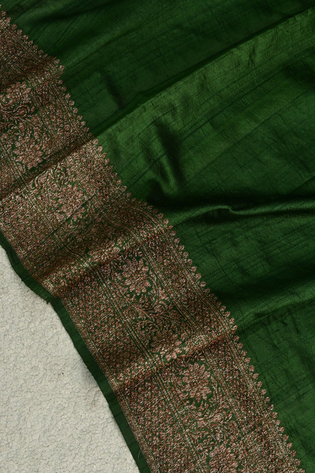 Handloom Pure Raw Silk Red & Green Saree with Antique Weave