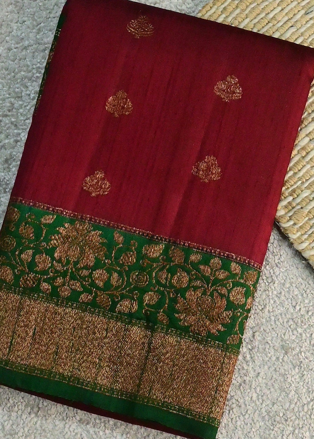 Handloom Pure Raw Silk Saree in Maroon with Green Shade