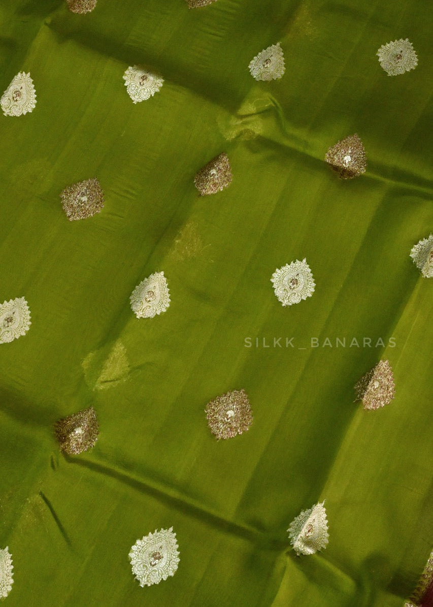Handloom pure kora organza in Green triple shade saree