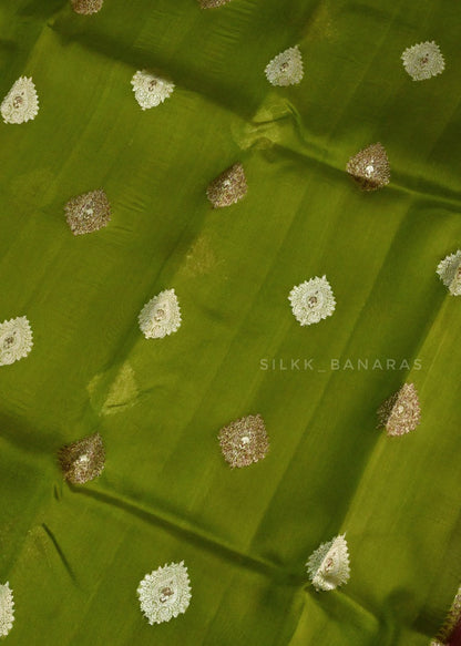 Handloom pure kora organza in Green triple shade saree