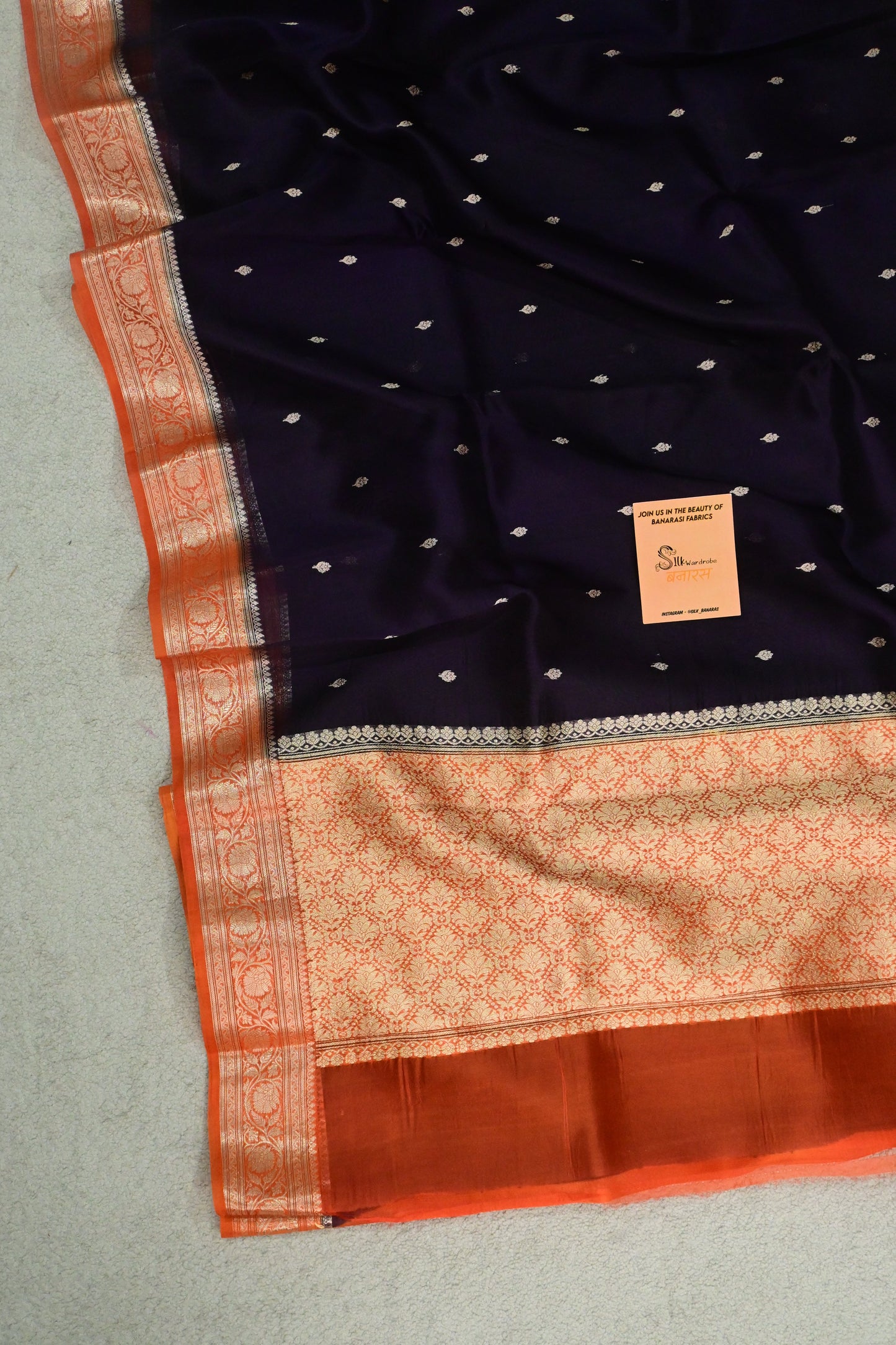 Handwoven pure organza silk saree in contrast shade