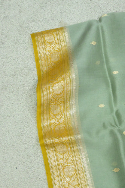 Classic handwoven pure Kora organza saree in contrast shade