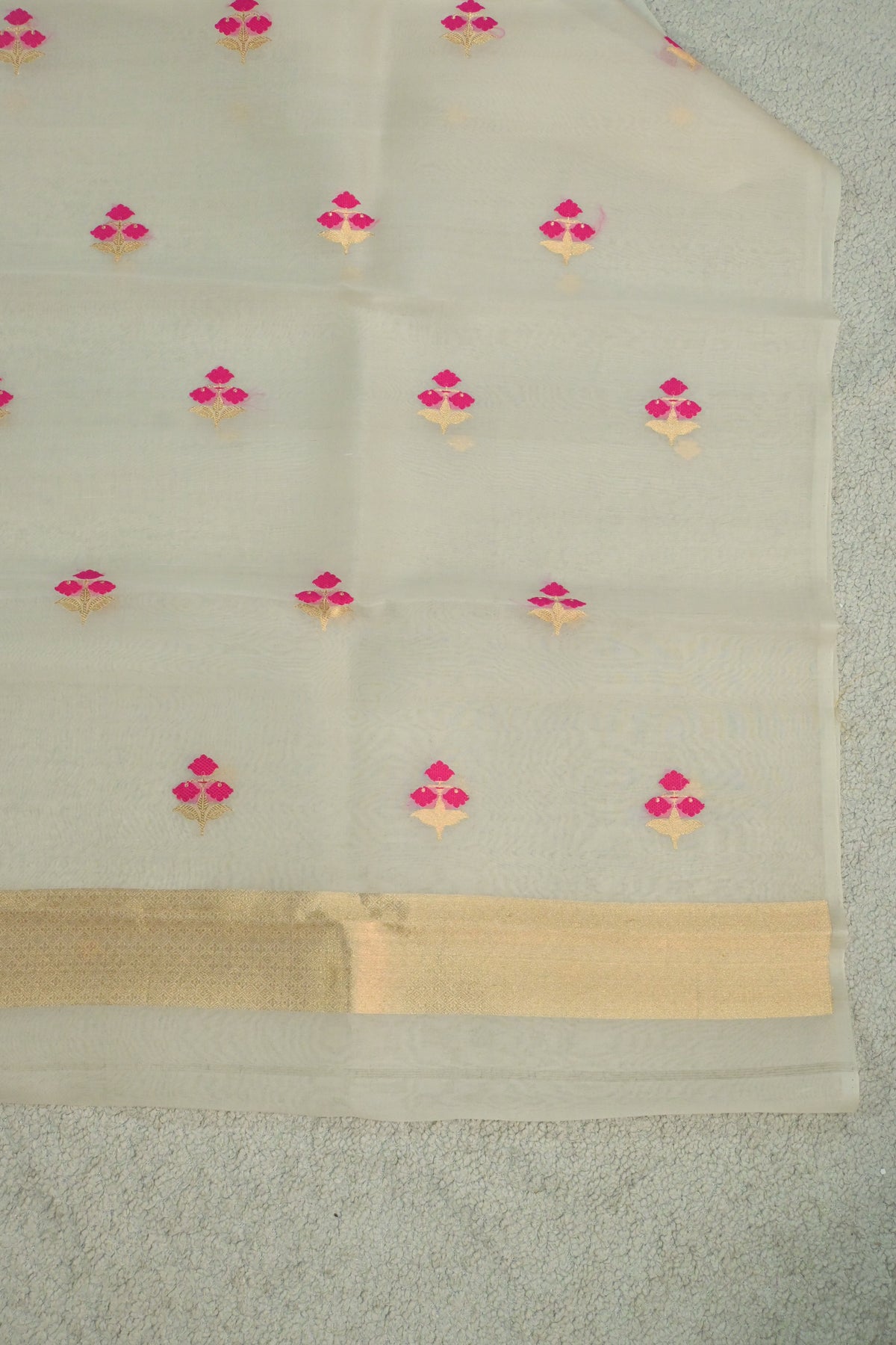 Off-White Handwoven Pure Kora Silk Suit Set with Pink Minakari Bootis & Red Zari Dupatta