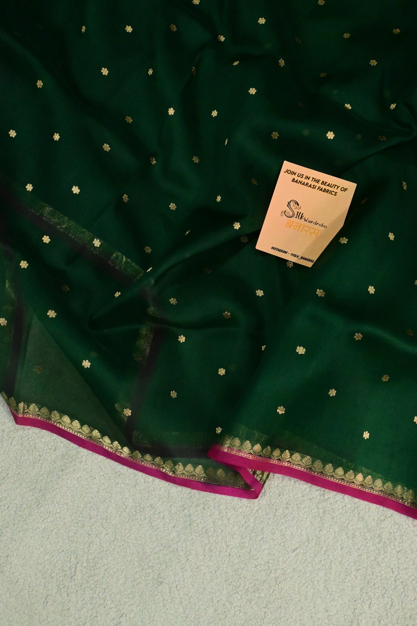 Handwoven pure minimal design Kora organza saree