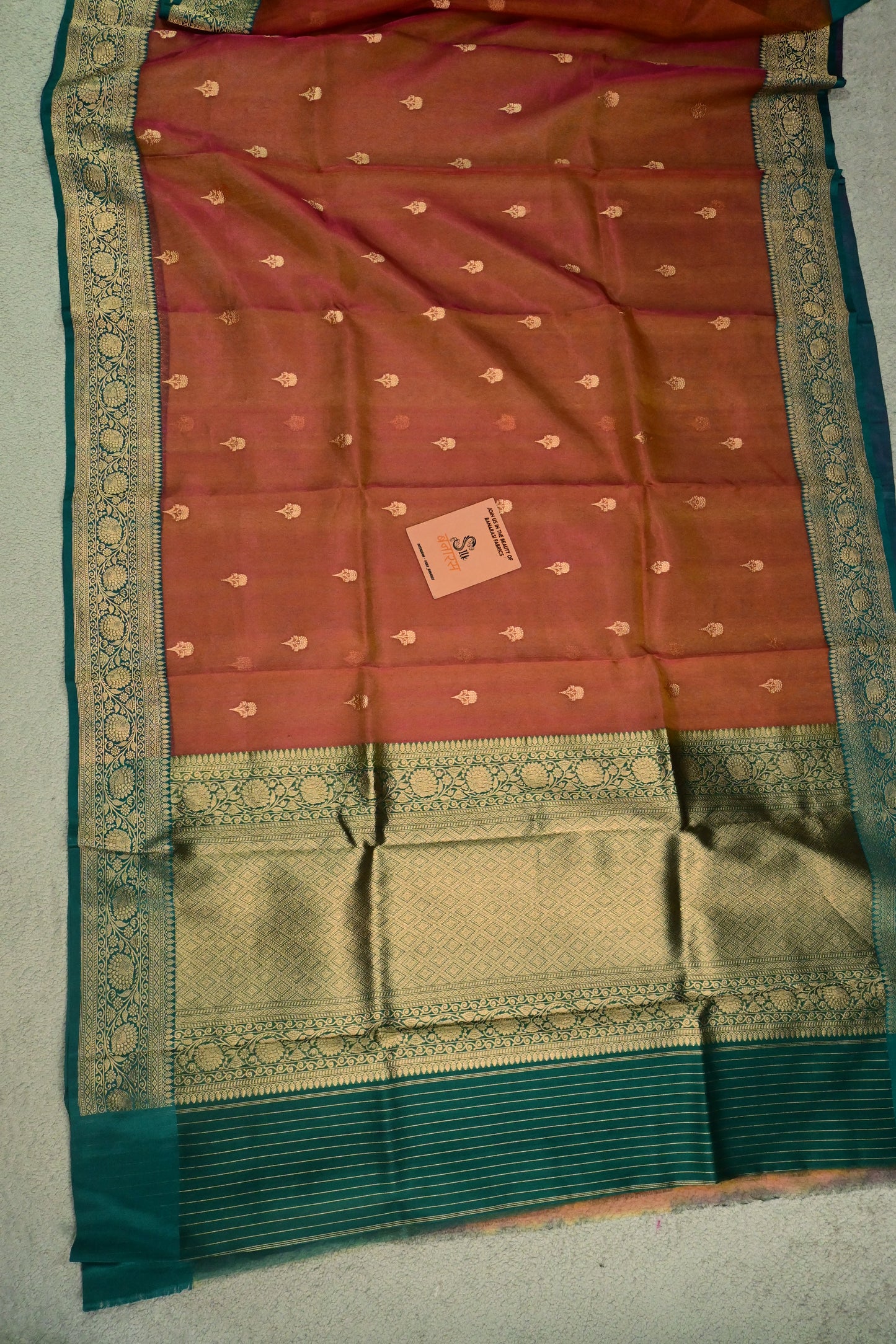 Banarasi Handwoven Pure Tissue Silk Saree
