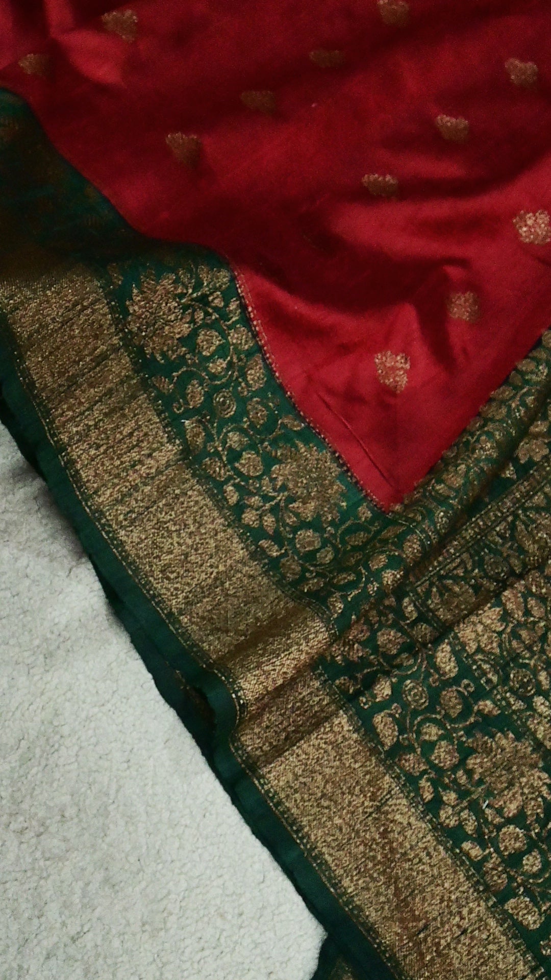 Handwoven classic Rich Raw silk contrast shade saree