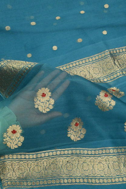 Pure Kora Silk Saree featuring Gold Zari & Minakari Jaal Pallu