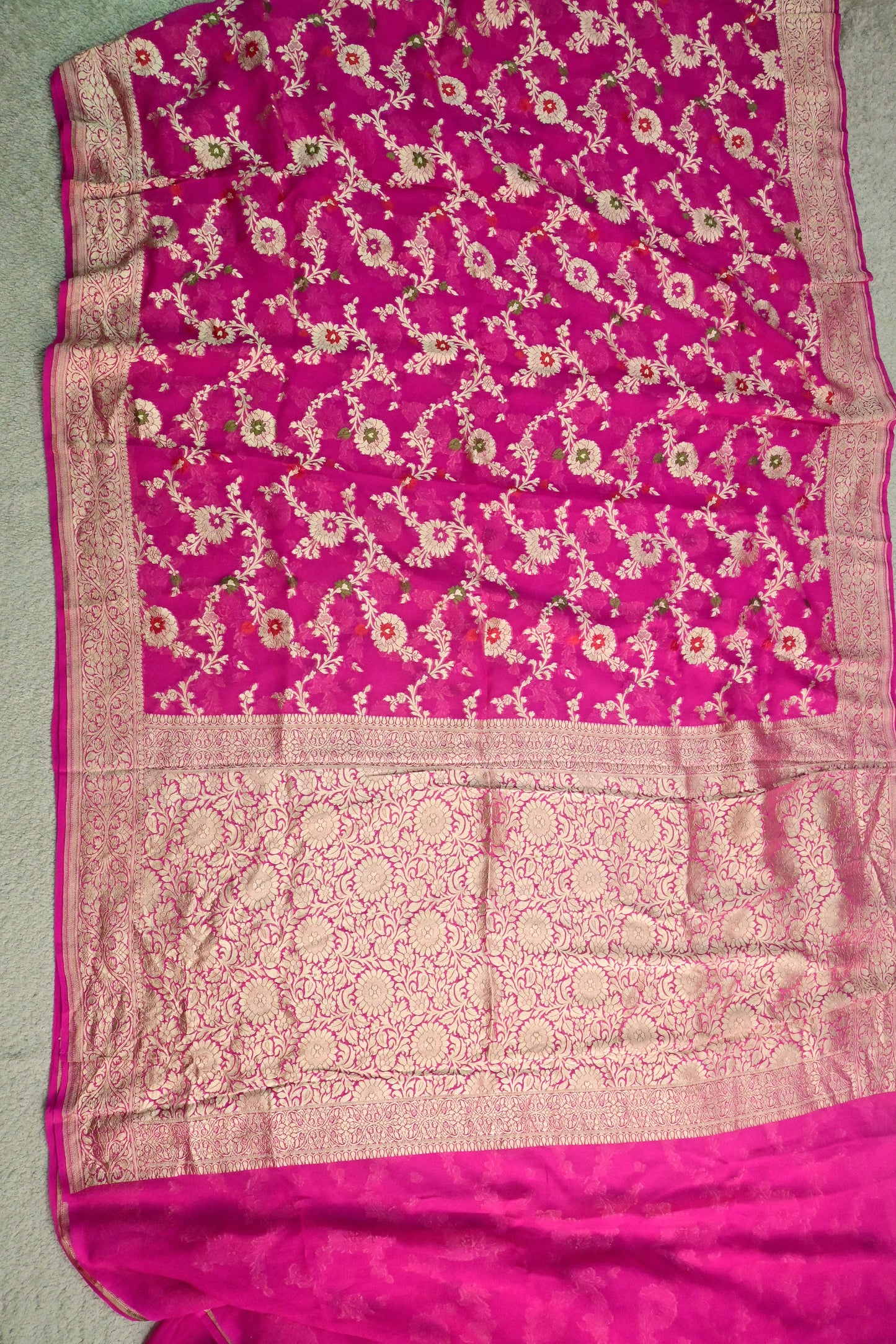 Khaddi Georgette Minakari saree