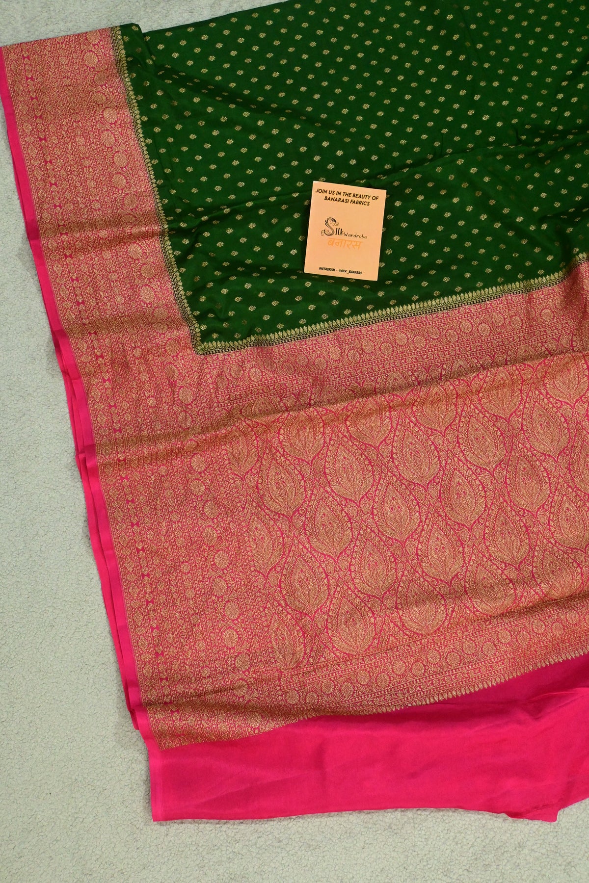 Handwoven Emerald Green & Rani Pink Pure Crepe Georgette Banarasi Saree with Antique Zari