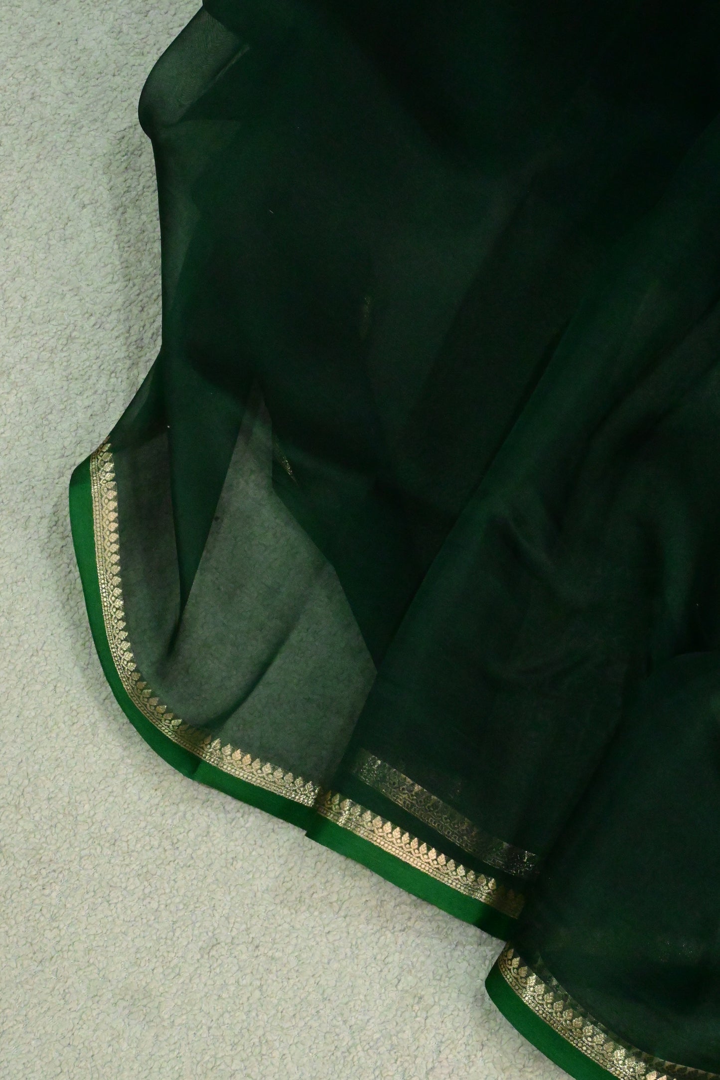 Handloom pure kora organza silk saree having satin selvage