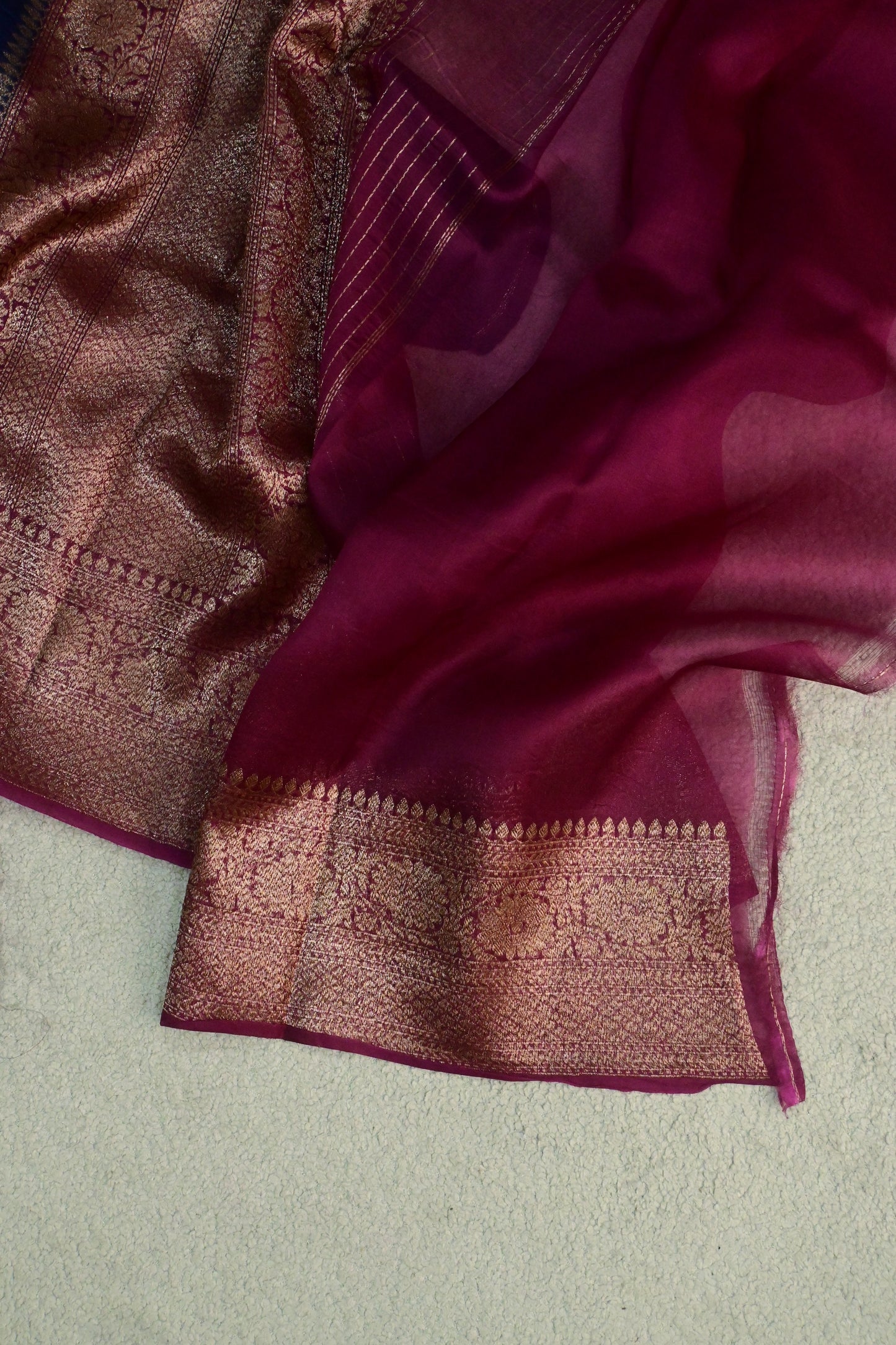 Classic dual shade handwoven pure Kora organza saree