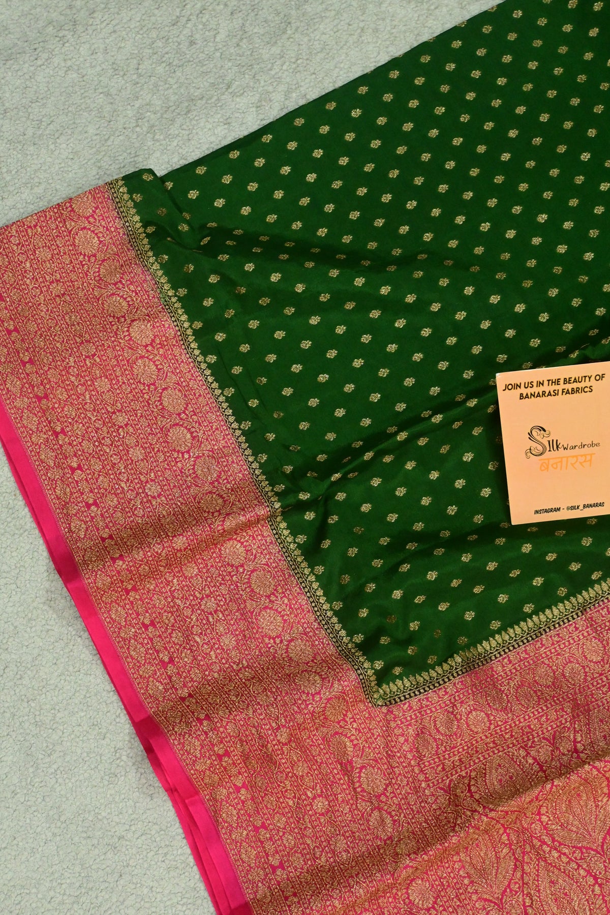 Handwoven Emerald Green & Rani Pink Pure Crepe Georgette Banarasi Saree with Antique Zari