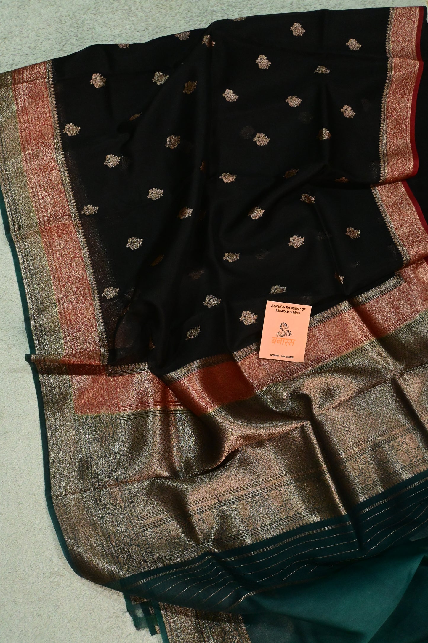 Handloom Pure Kora Organza Banarasi Saree with Antique Zari Weaving