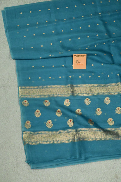 Pure Kora Silk Saree featuring Gold Zari & Minakari Jaal Pallu