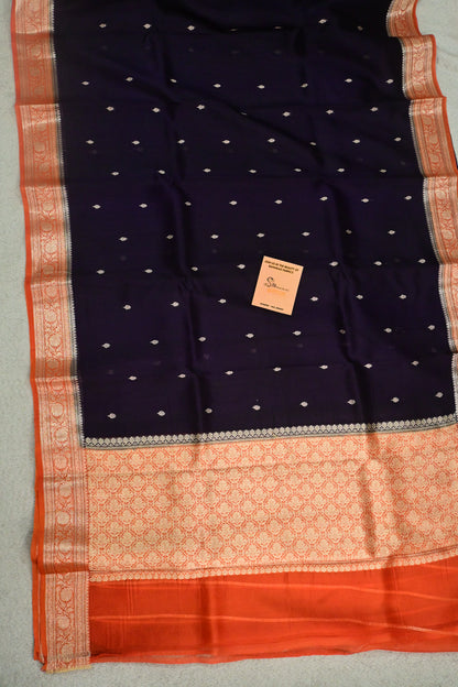 Handwoven pure organza silk saree in contrast shade